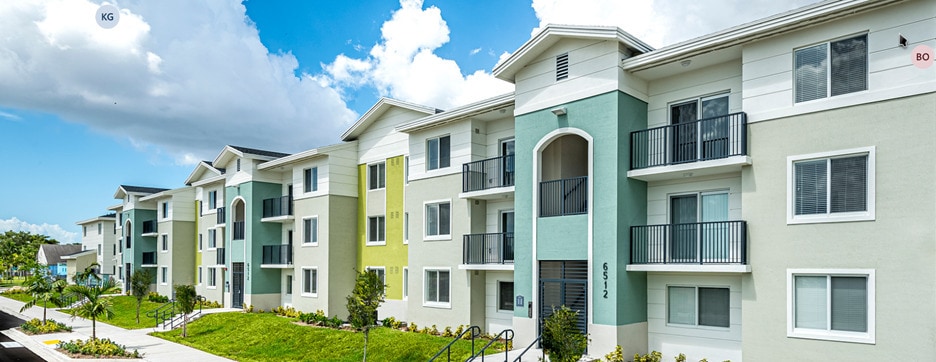 Amanecer en el exterior de Liberty Square - Sunrise at Liberty Square