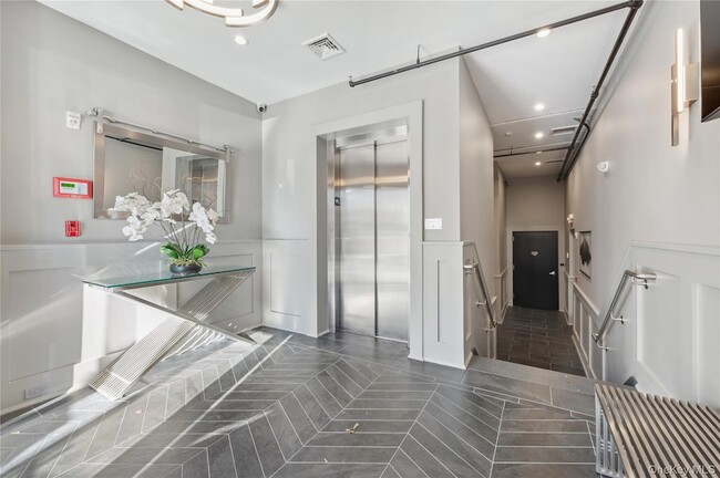 Photo - 355 Phillips Park Rd Apartment