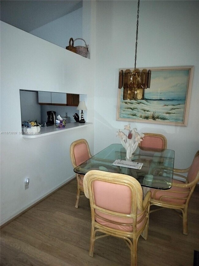 Foto del edificio - 1002 Keystone Dr