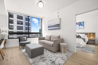 Building Photo - 225 N Miami Ave