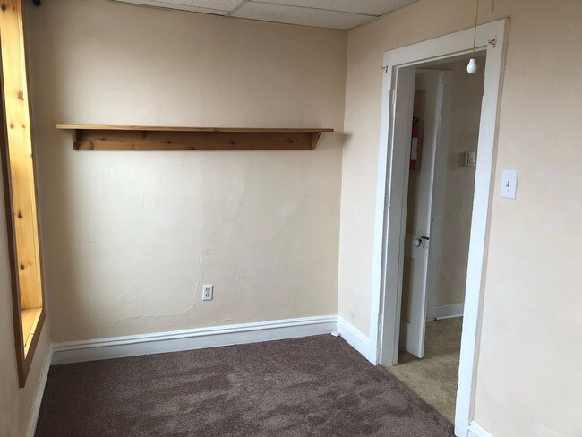 Foto del edificio - 407 E University Ave