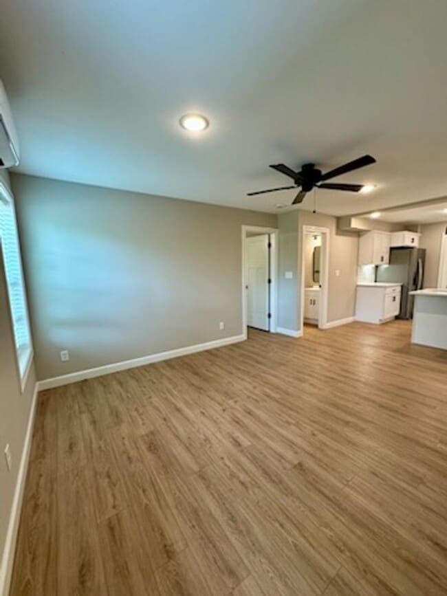 Building Photo - 7752-MF2-E4