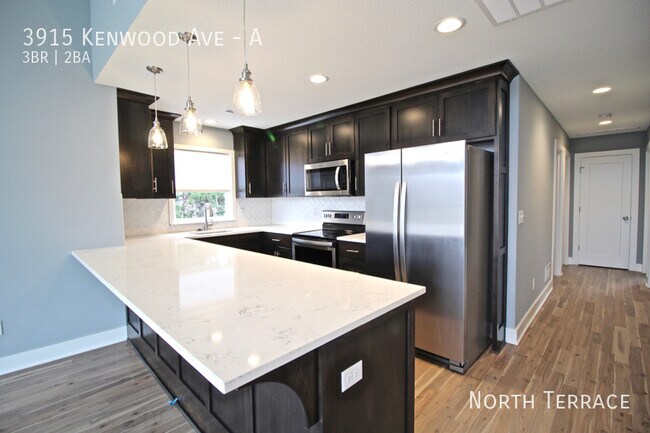Foto del edificio - 3915 Kenwood Ave