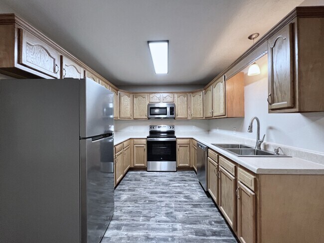 Foto del edificio - 610 E 7th St