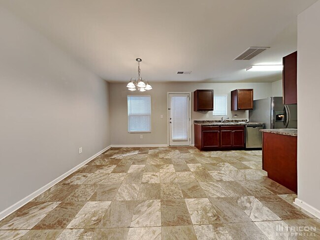 Building Photo - 300 Morning Star Dr