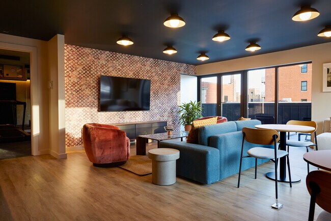 Foto del edificio - The West End Club