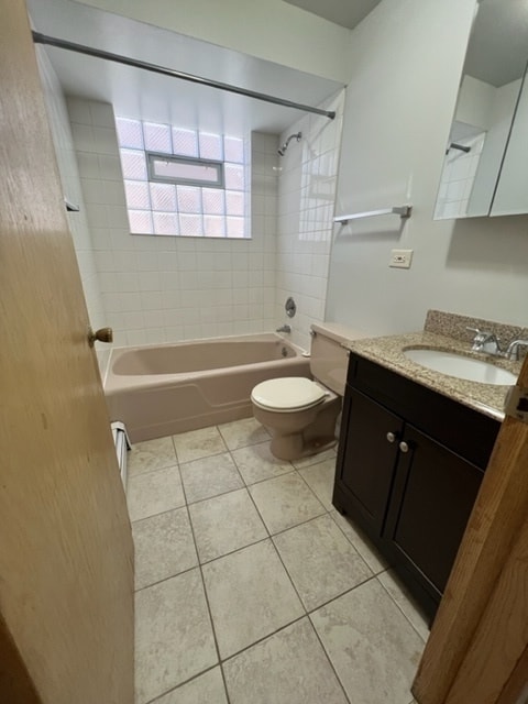 Building Photo - 3839 N Narragansett Ave