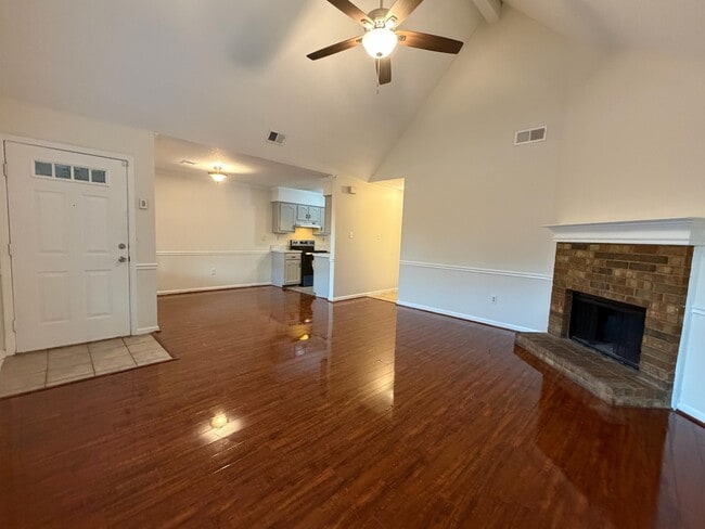 Photo - 6893 Snyder Rd House