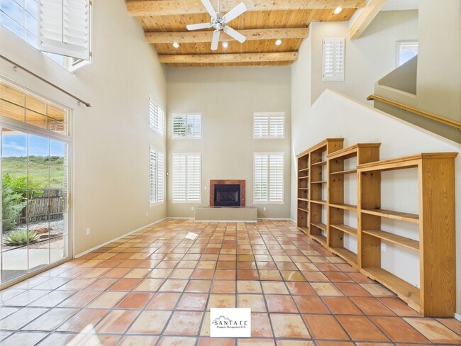 Building Photo - Two Story Home in Desirable Subdivision