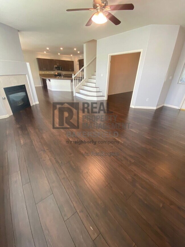 Building Photo - 12203 Stonington St