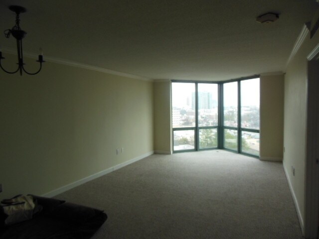 Building Photo - Dazzling Executive Suite in Buckhead!