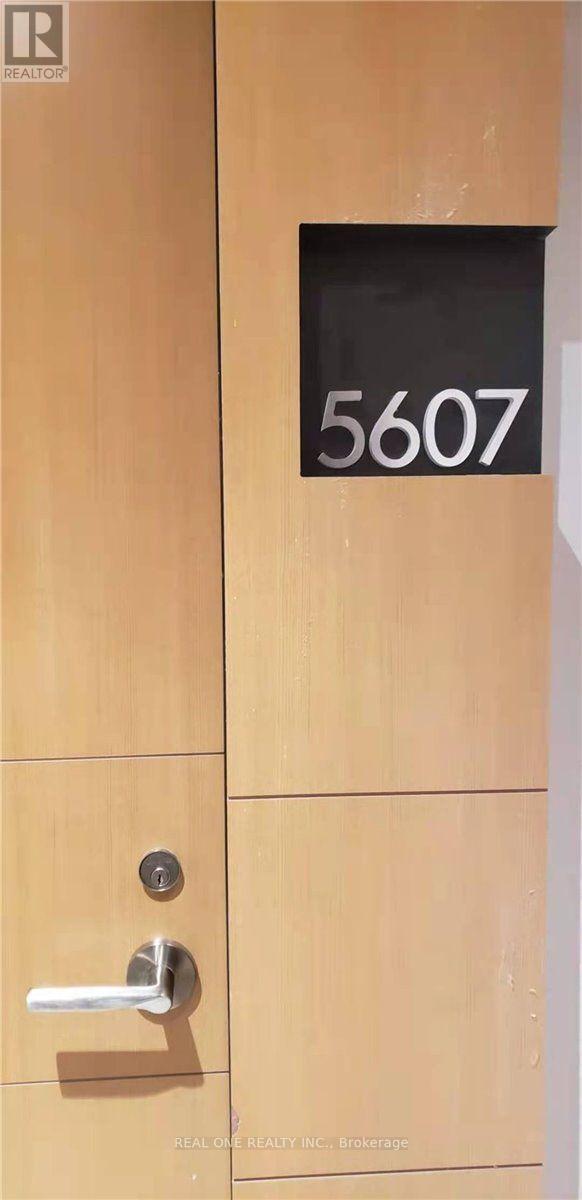 Photo du bâtiment - 11 Wellesley St W