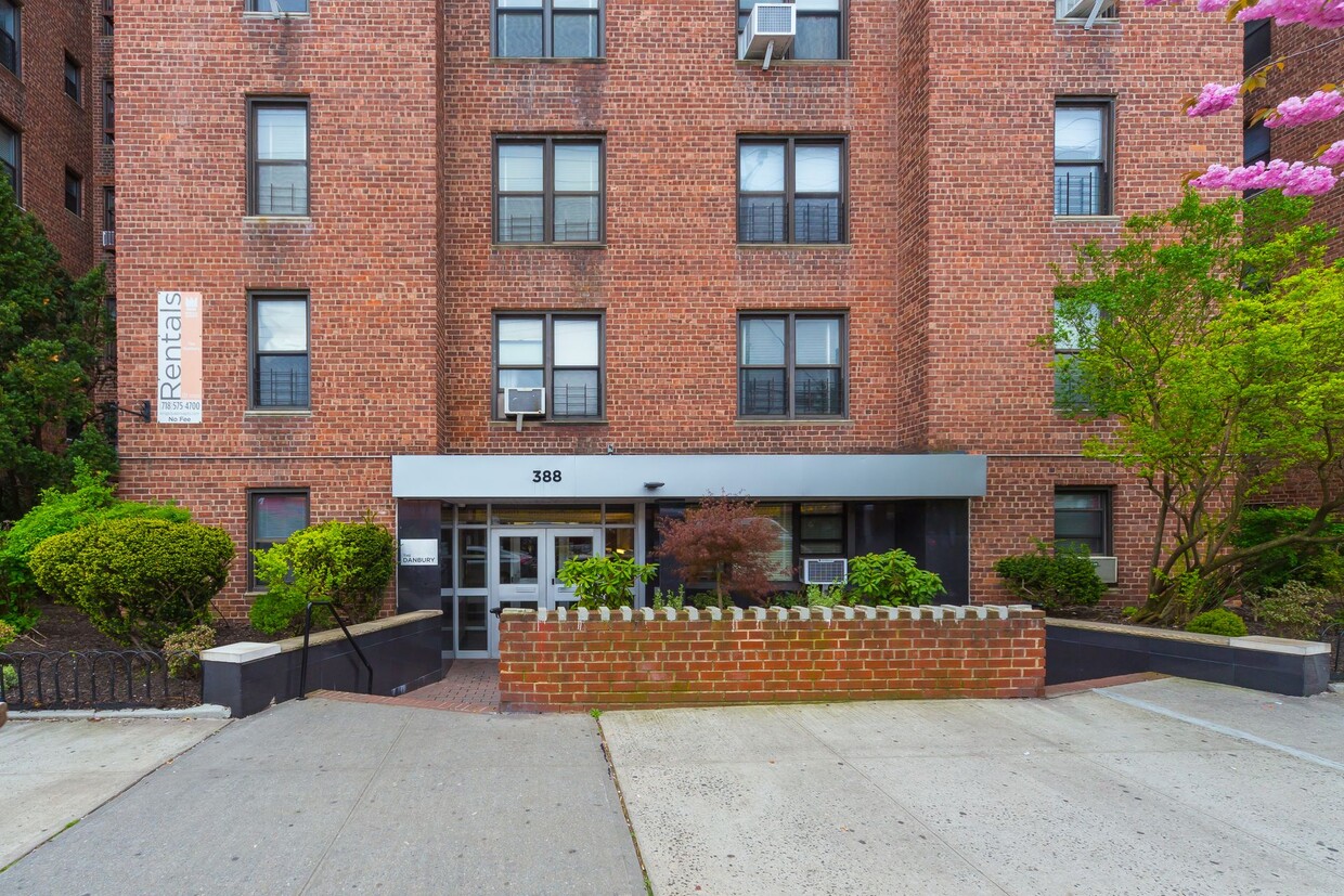 Brooklyn Apartments On Forest Lane