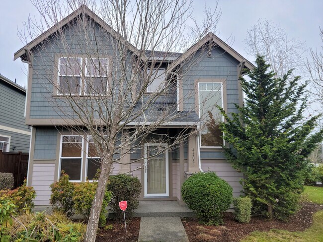 Building Photo - 4302 25th St SE