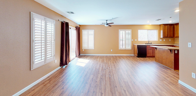 Foto del edificio - 7337 Camden Pine Ave