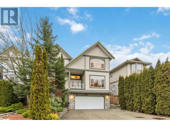 Building Photo - 2018 Turnberry Ln