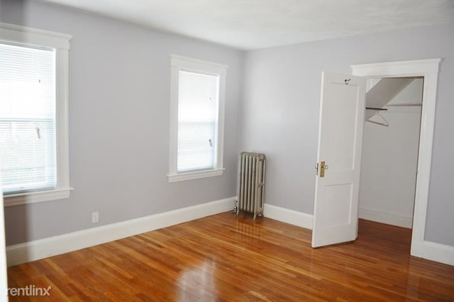 Foto del edificio - 3 br, 2 bath  - 169 Harvard St