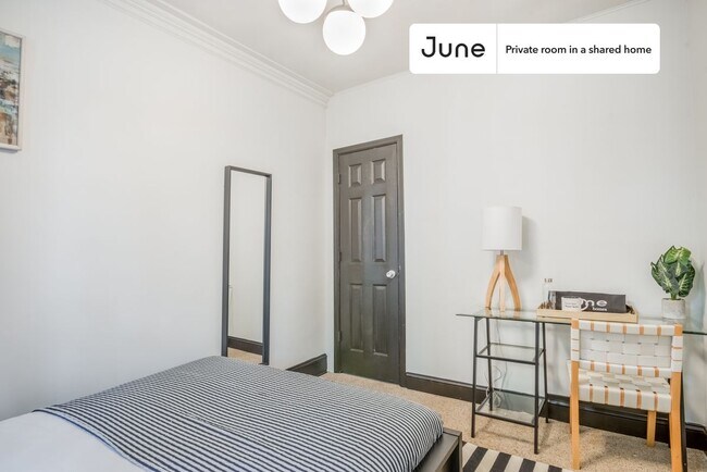 Foto del edificio - Room in Shared 5 bed/1 bath home