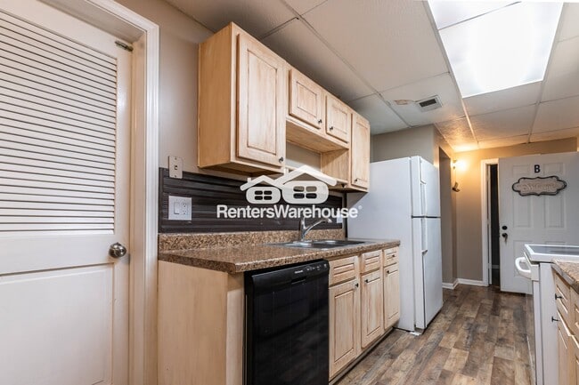 Foto del edificio - 16208 Speaker Ave