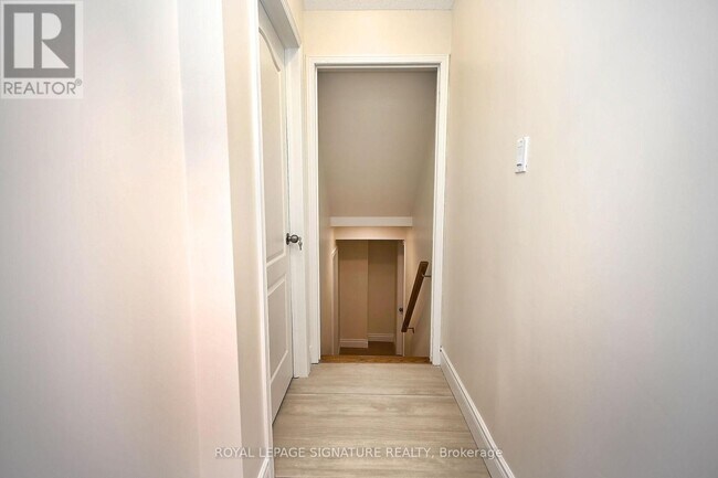 Photo du bâtiment - 3148 Velmar Dr