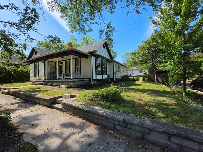 Foto del edificio - 306 S Fairview St