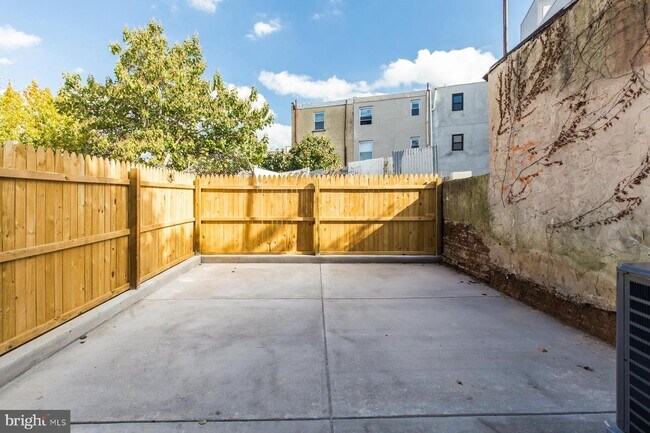 Foto del edificio - 1647 Germantown Ave