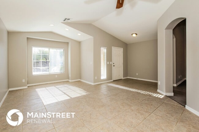 Building Photo - 1210 E Rosemonte Dr