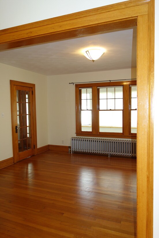 51 Gillette St, West Hartford, CT 06119 Apartments in West Hartford, CT