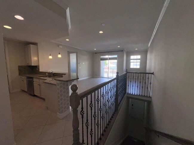 Building Photo - 10320 SW Stephanie Way