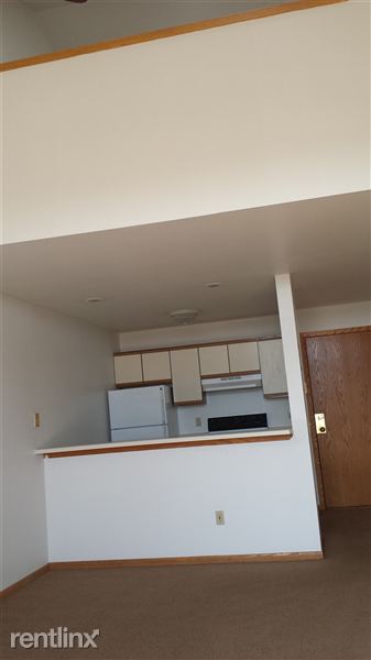 Primary Photo - 222 North St