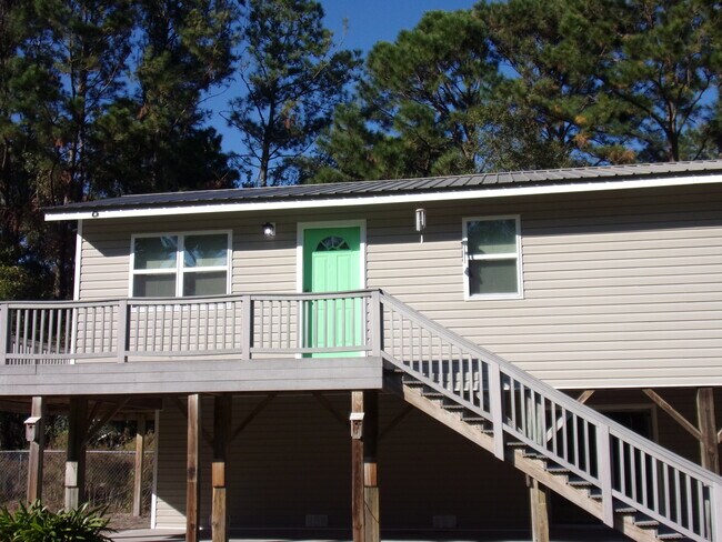 Foto del edificio - 124 Winslow Dr