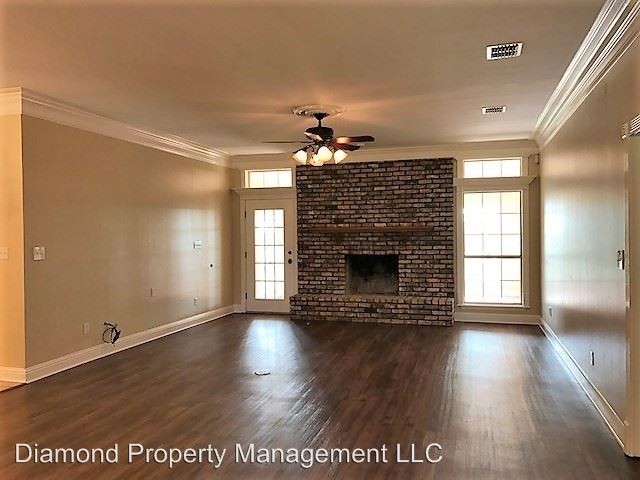 Building Photo - 1001 Old Plain Dealing Rd