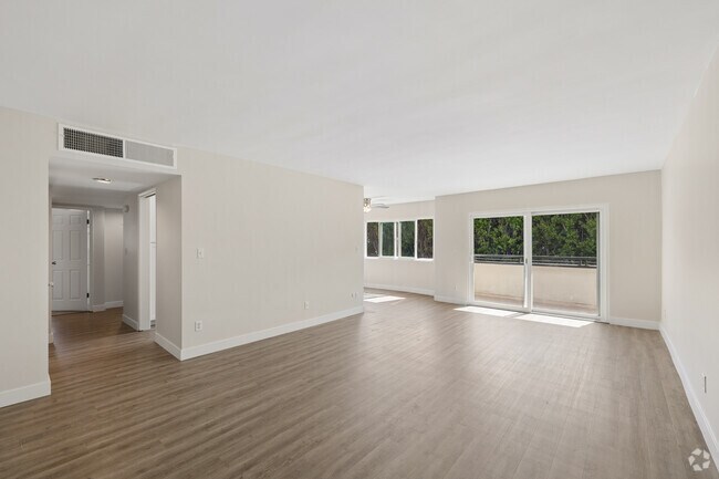 2 habitaciones, 2 baños - 1400 pies cuadrados - Sala de estar - White Oak Terrace Apartments