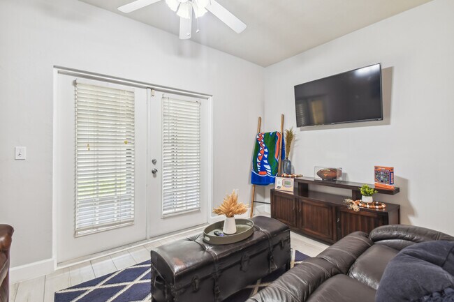 Foto del edificio - 2945 SW 35th Pl