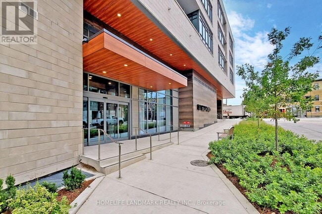 Building Photo - 181 Bedford Rd