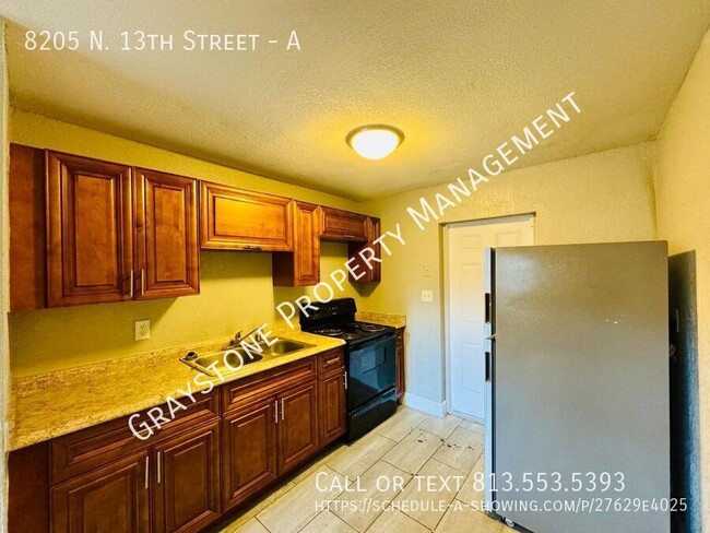 Foto del edificio - Budget-friendly 2-Bedroom Multifamily home...