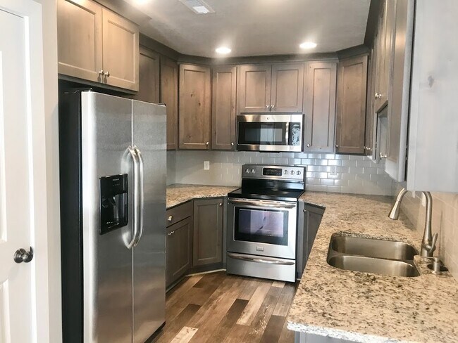 Building Photo - 3148 N Whitetail Way
