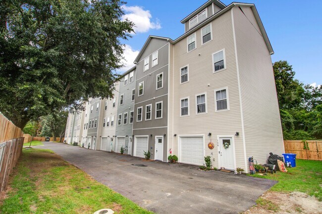 Photo - 2161 W Jimtown Dr (North Charleston, SC) Townhome