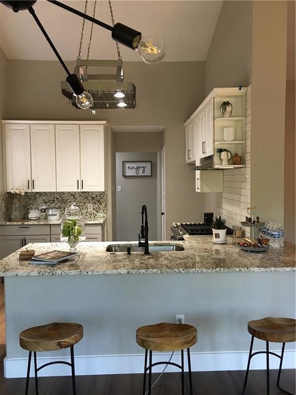 Foto del edificio - 6323 Avery Island Ave