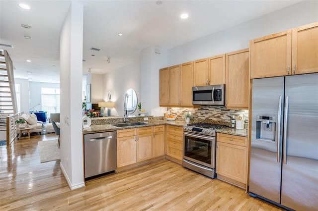 Foto del edificio - 4310 Buena Vista St