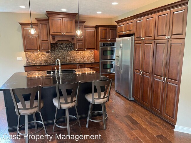 Building Photo - 5 br, 4 bath House - 6709 S. Ridge Drive