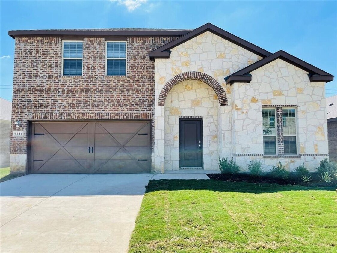 Spacious 4BR House in Aubrey - Spacious 4BR House in Aubrey