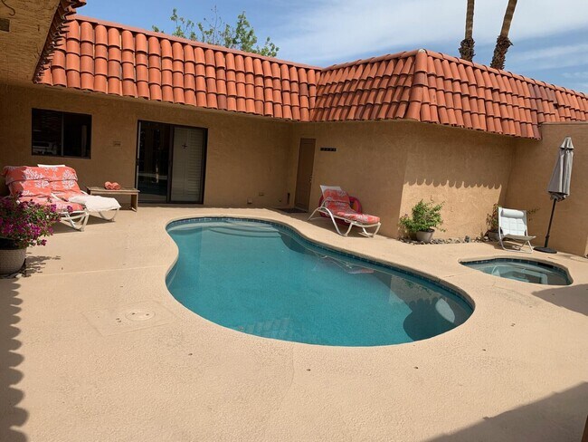 Building Photo - 72816 Mesa View Dr