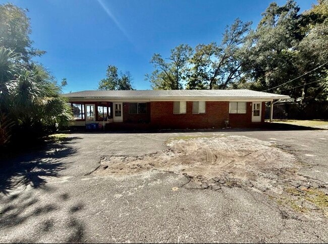 Building Photo - 34 Meigs Dr
