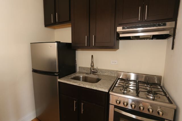 Foto del edificio - 4619 N Paulina St