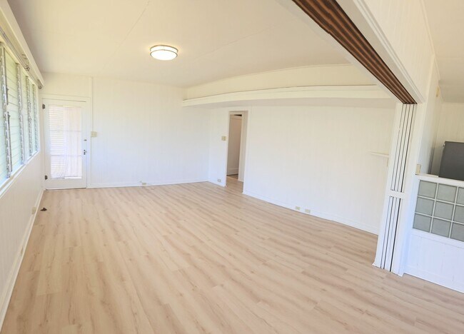 Foto del edificio - Palolo 3 Bedroom 1 Bathroom 2 Car Carport ...