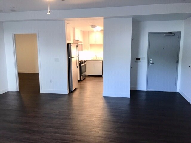 Building Photo - 2301 K St