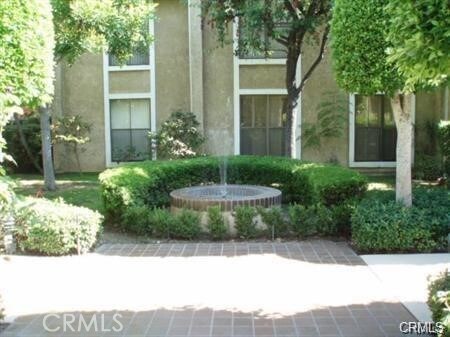 Foto del edificio - 535 W Duarte Rd