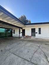 Building Photo - 1119 Florida St