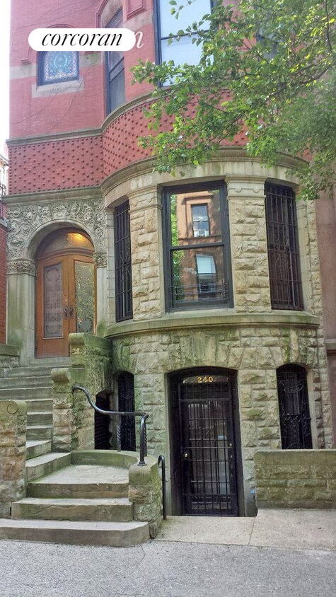 Primary Photo - 240 Berkeley Pl